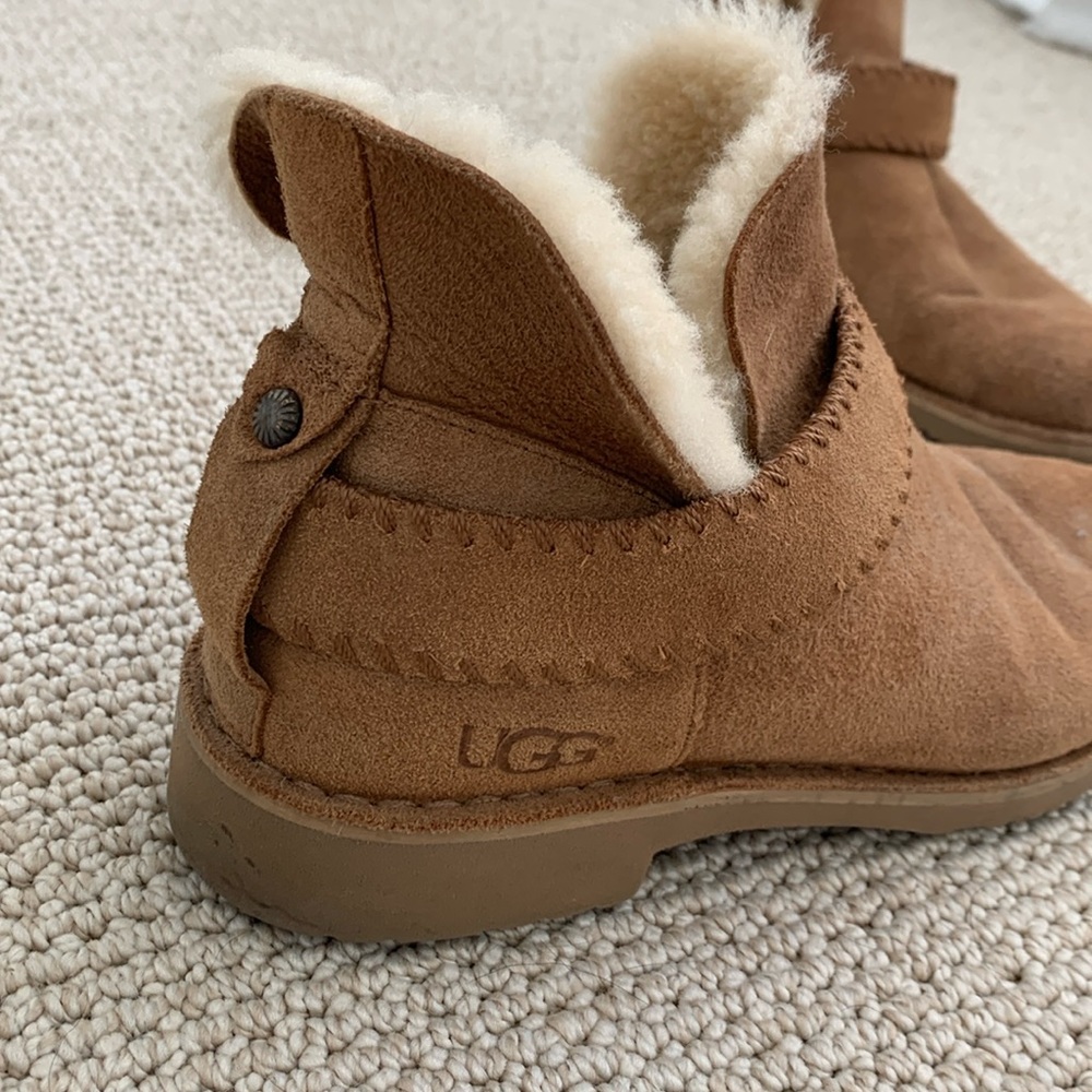 Ugg buckle boots